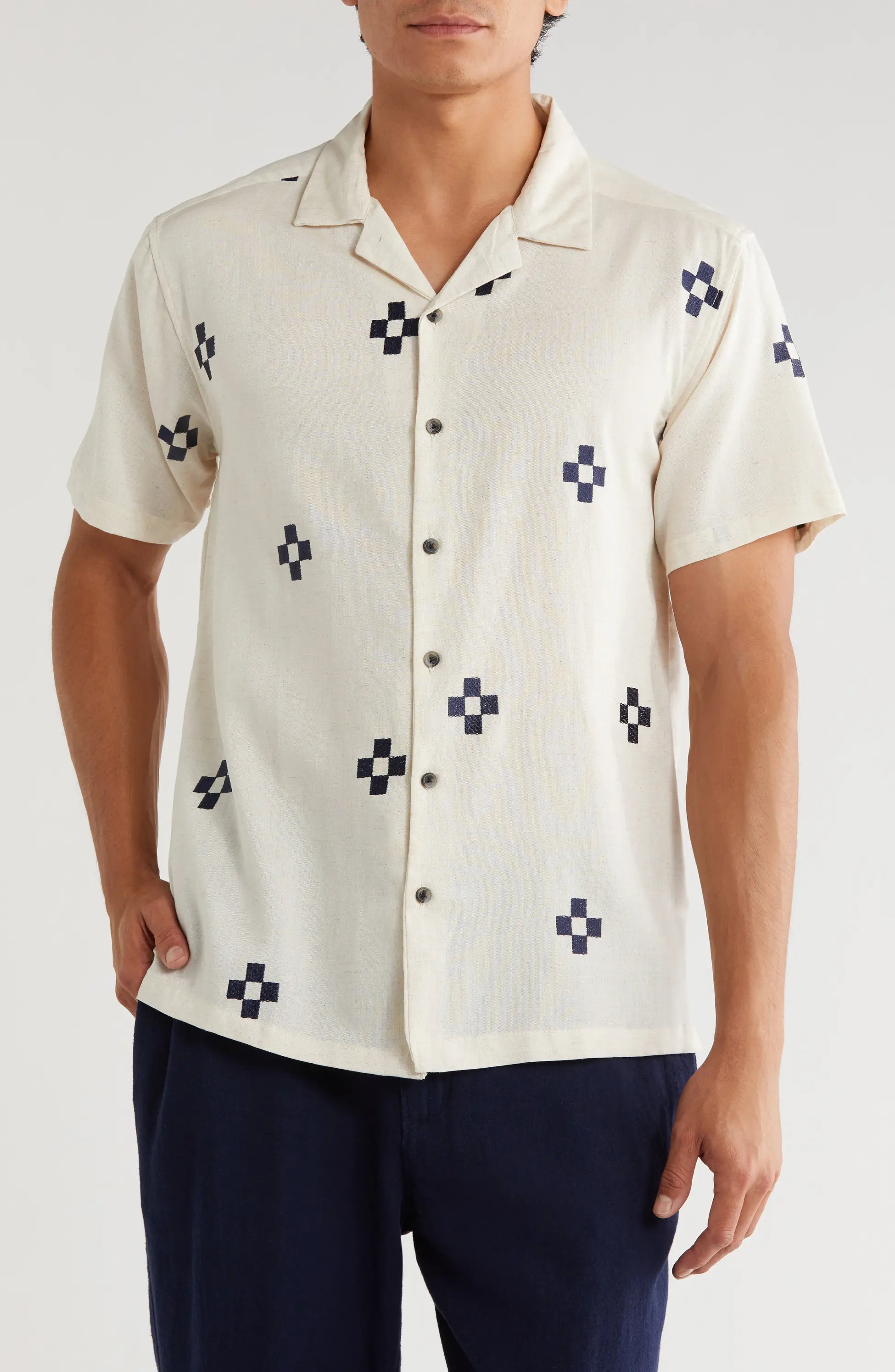 TRS-7007 Geometric Embroidered Camp Shirt