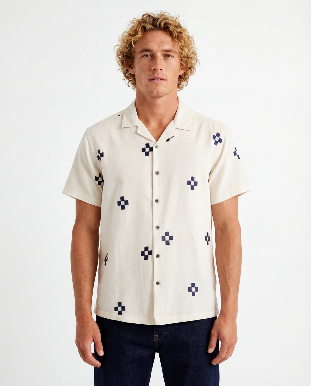 TRS-7007 Geometric Embroidered Camp Shirt