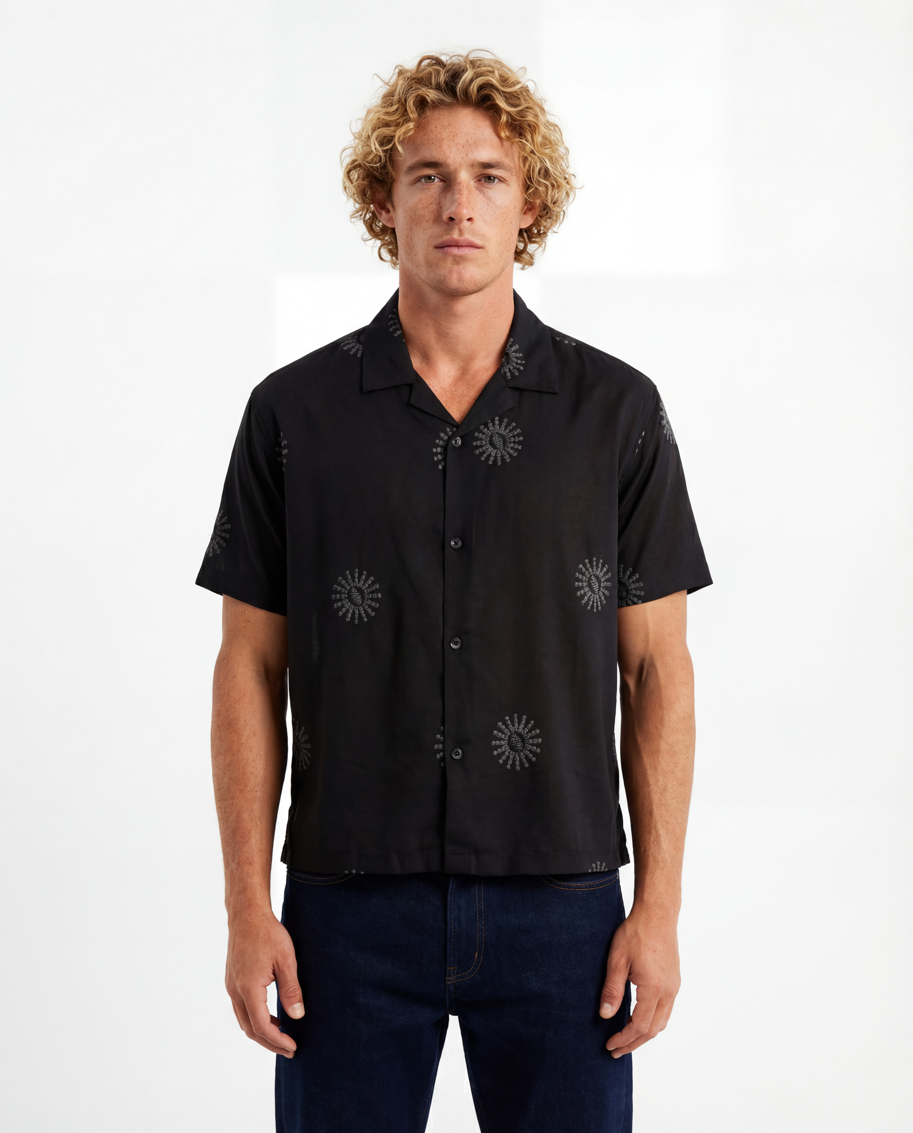 TRS-7003 Boxy Fit Sun Embroidered Camp Shirt