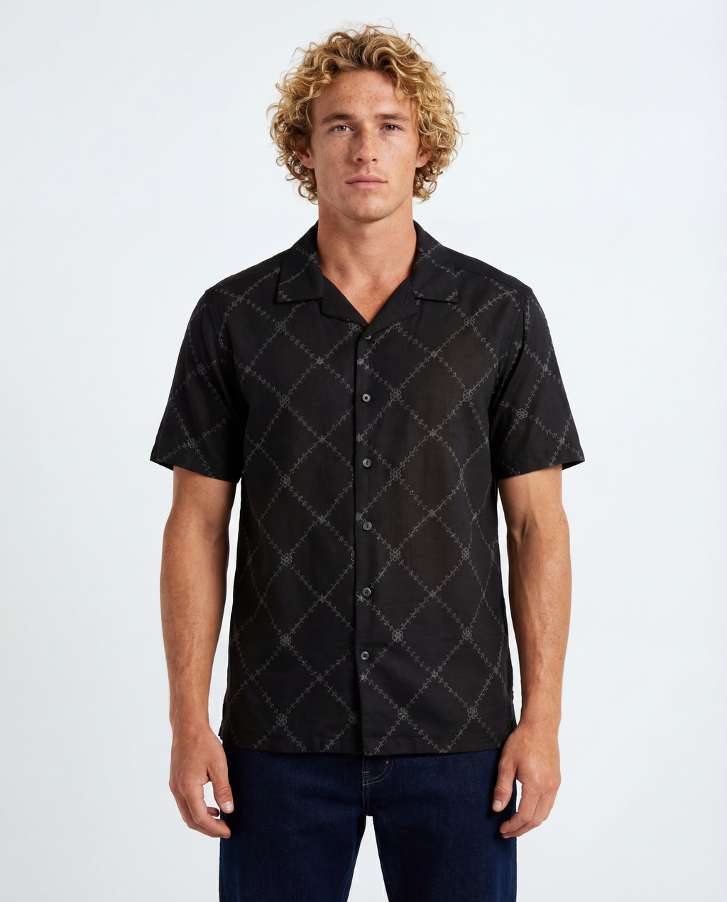 TRS-7005 Floral Diamond Embroidered Camp Shirt