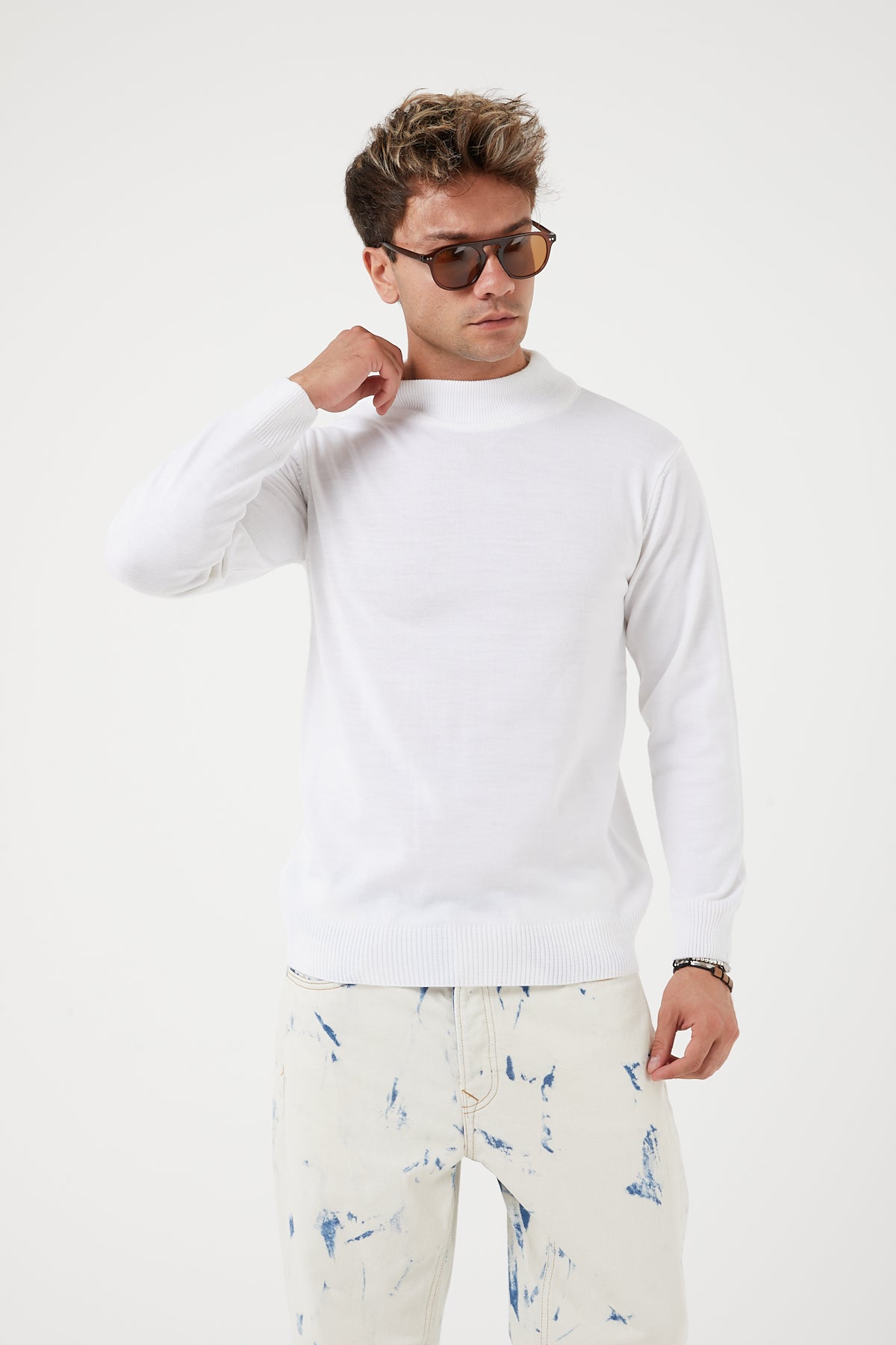 TR-11476 Slim Fit Wool Mock Neck Sweater