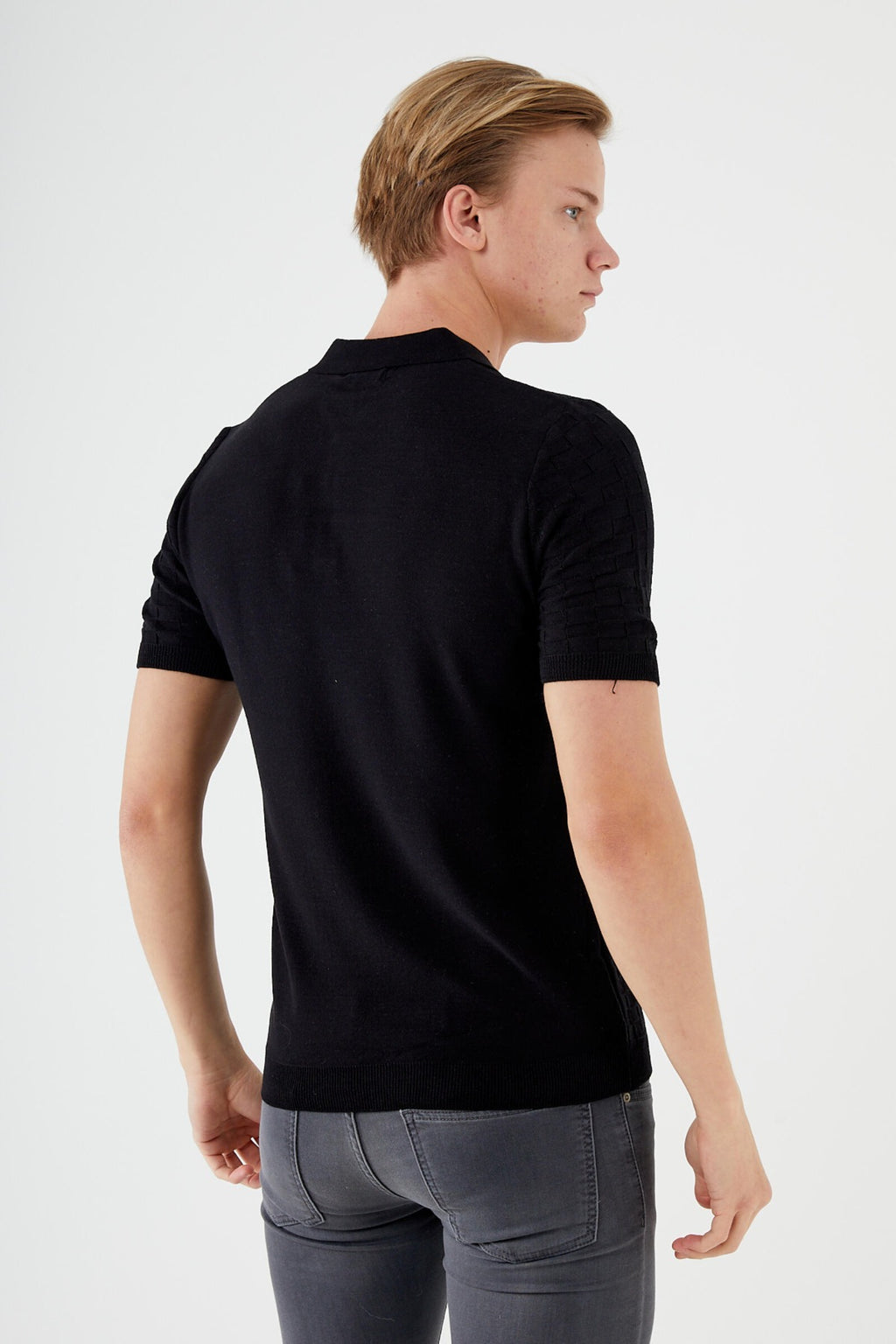Short sleeve textured knit shirt TR-11512
