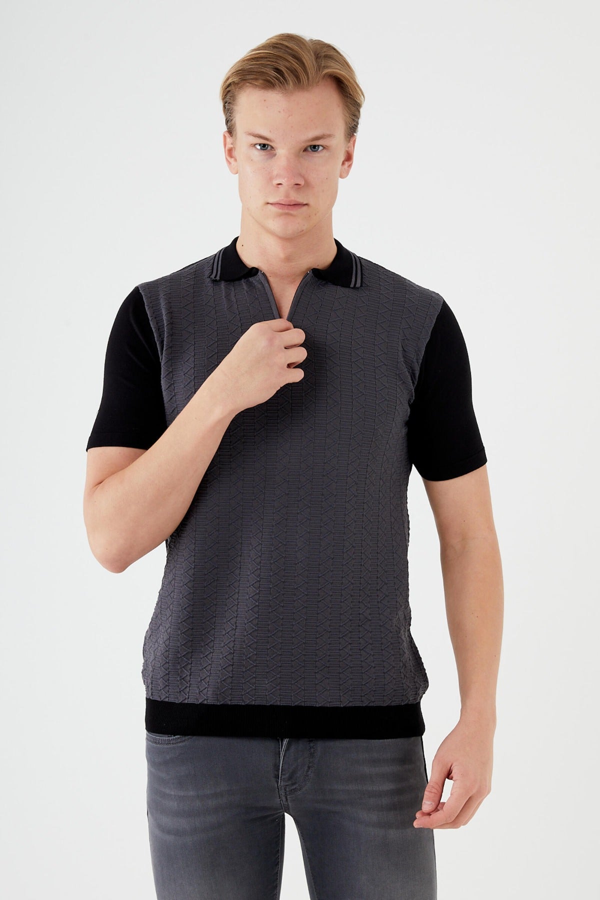 Textured Knit short sleeve shirt  TR-11516