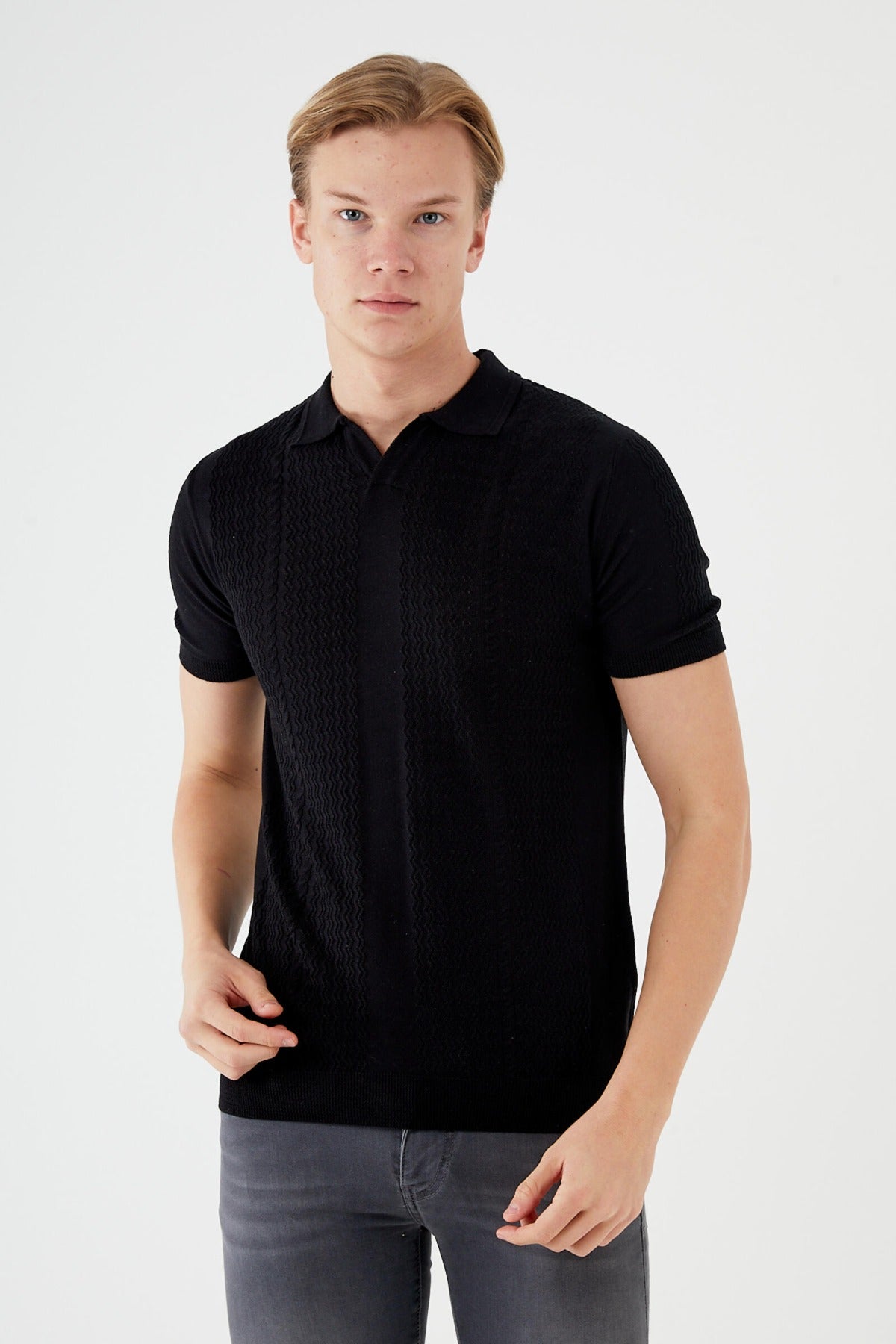 SHORT SLEEVE KNIT SHIRT TR-11517