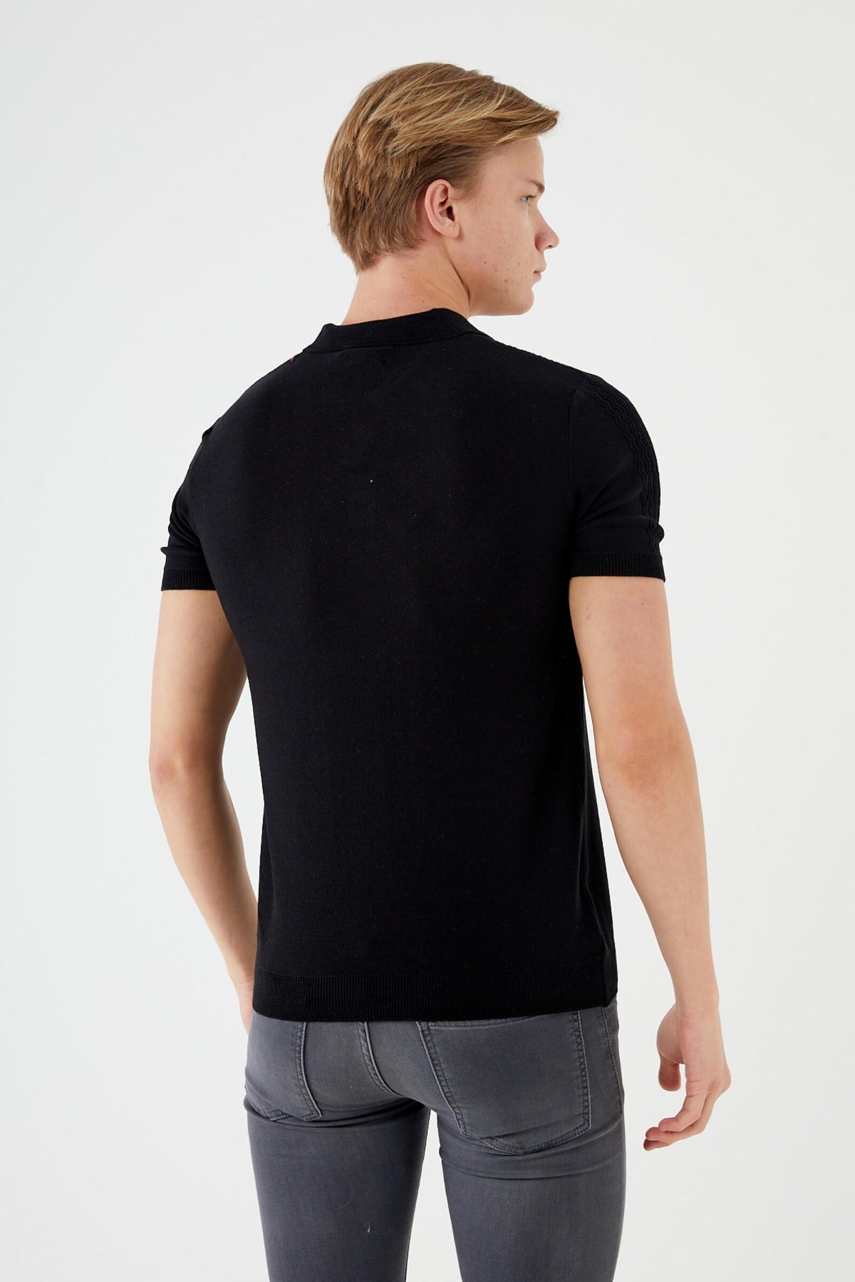 SHORT SLEEVE KNIT SHIRT TR-11517
