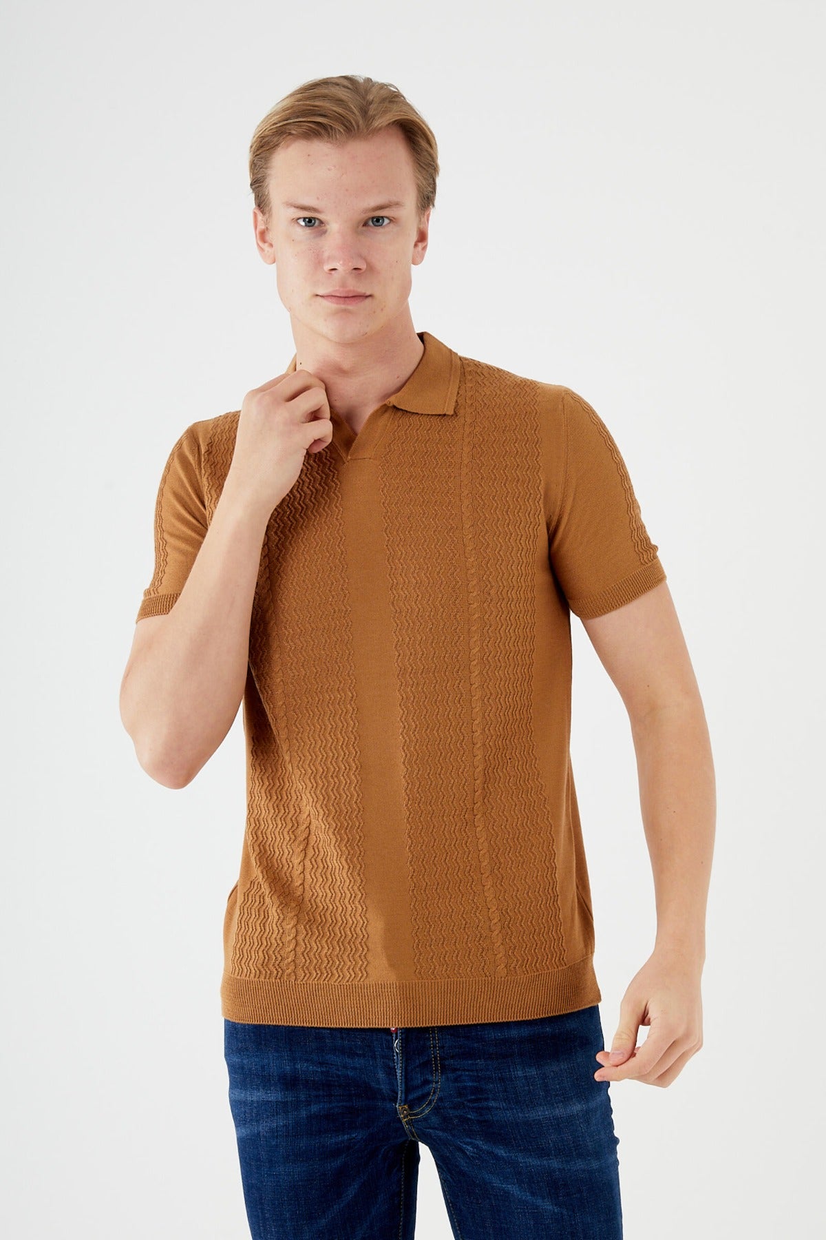 SHORT SLEEVE KNIT SHIRT TR-11517