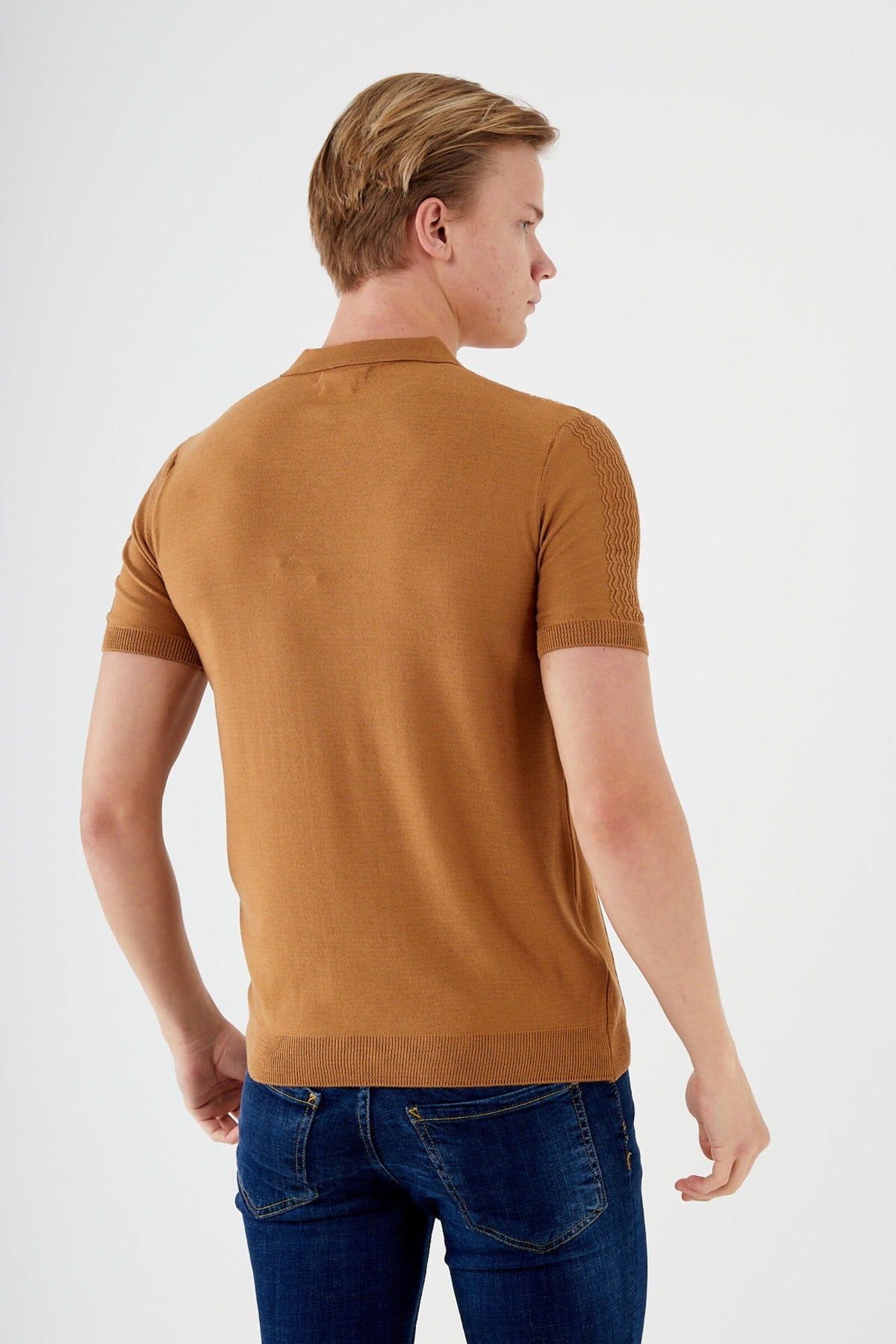 SHORT SLEEVE KNIT SHIRT TR-11517