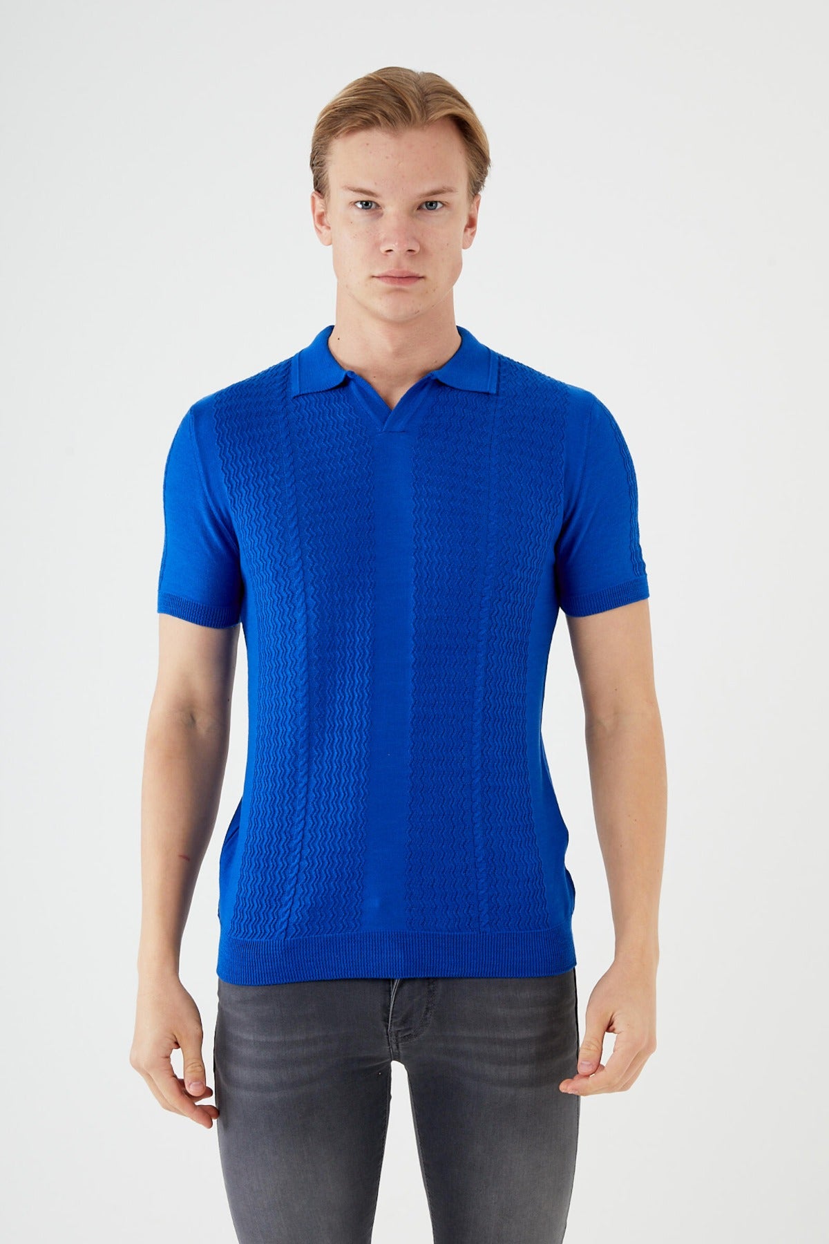 SHORT SLEEVE KNIT SHIRT TR-11517