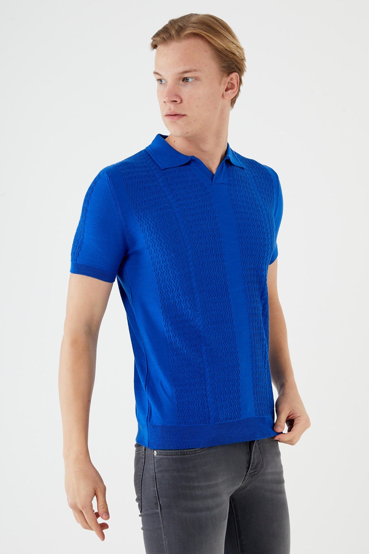 SHORT SLEEVE KNIT SHIRT TR-11517