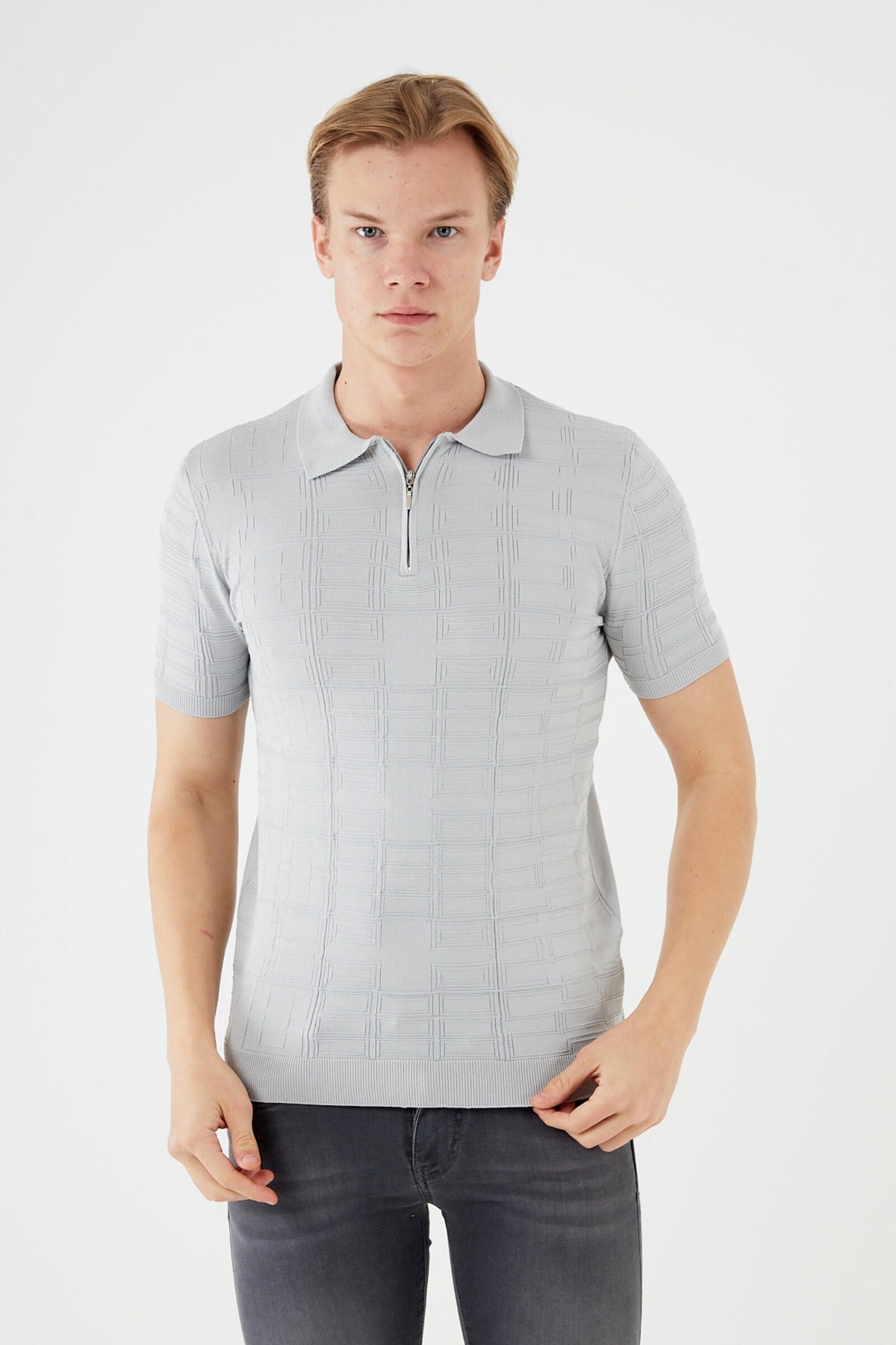 Textured Knit Quarter-Zip Polo TR-11520