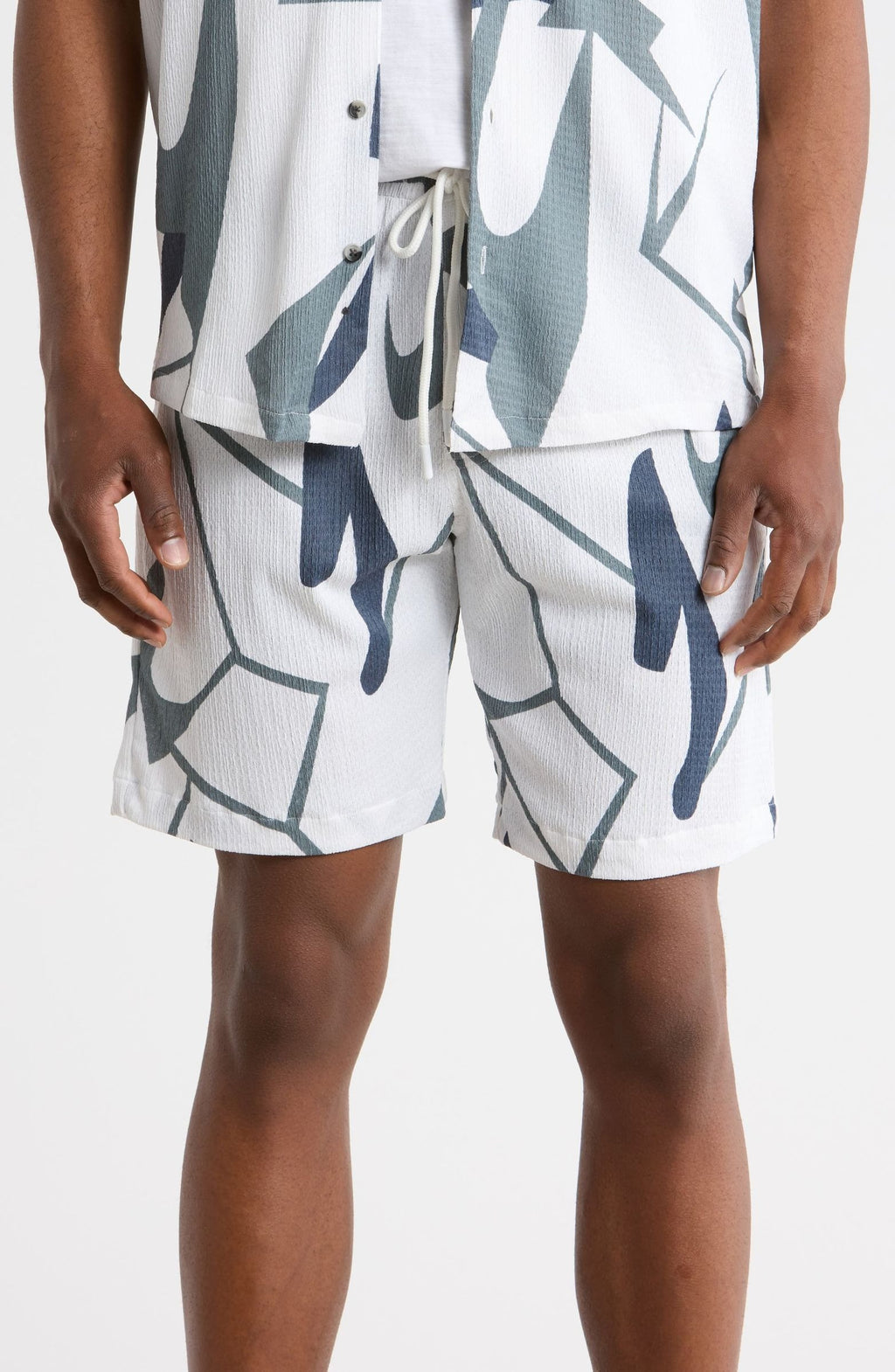 TRSH-231-B-Printed Shorts