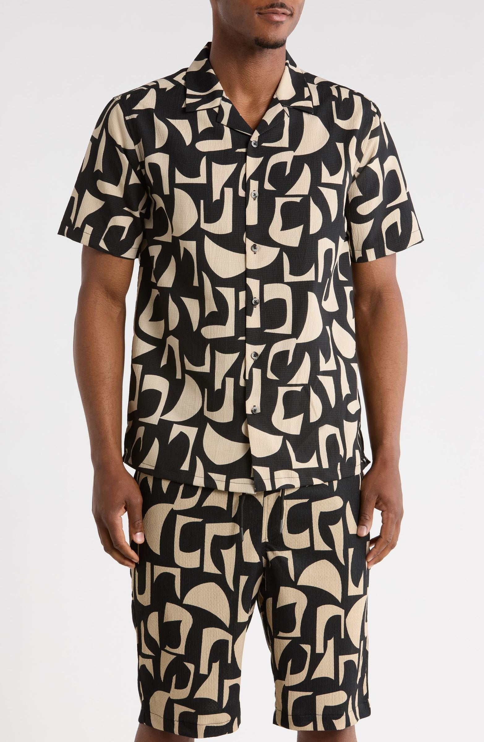 TRSH-273-B-Drawstring ABSTRACT PRINT Shorts