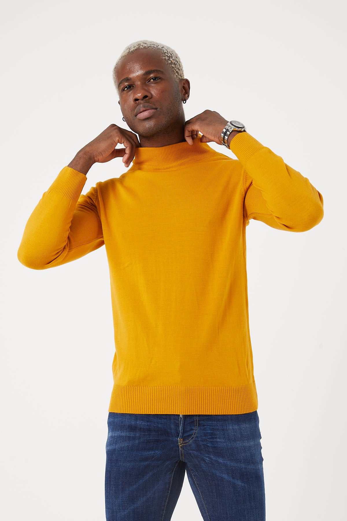 TR-11476 Slim Fit Wool Mock Neck Sweater