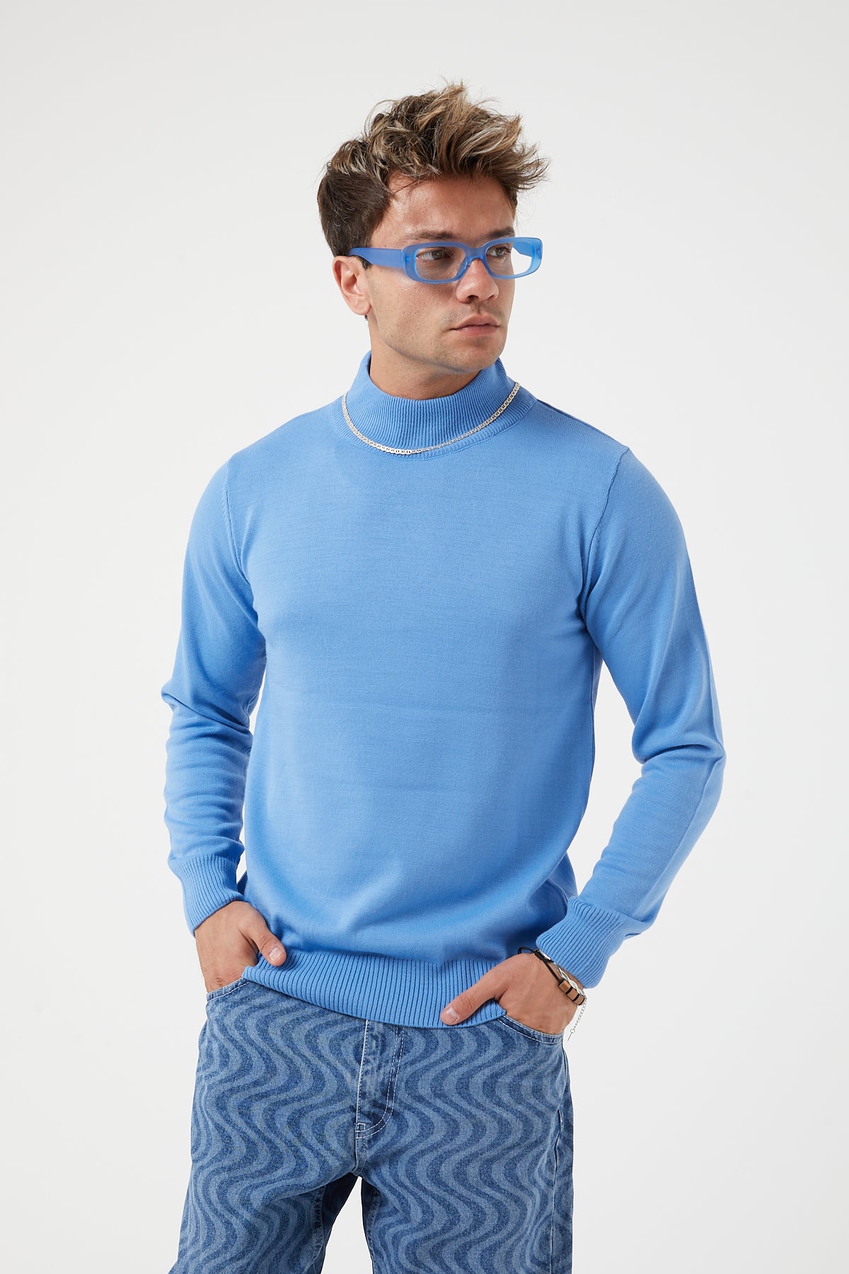 TR-11476 Slim Fit Wool Mock Neck Sweater