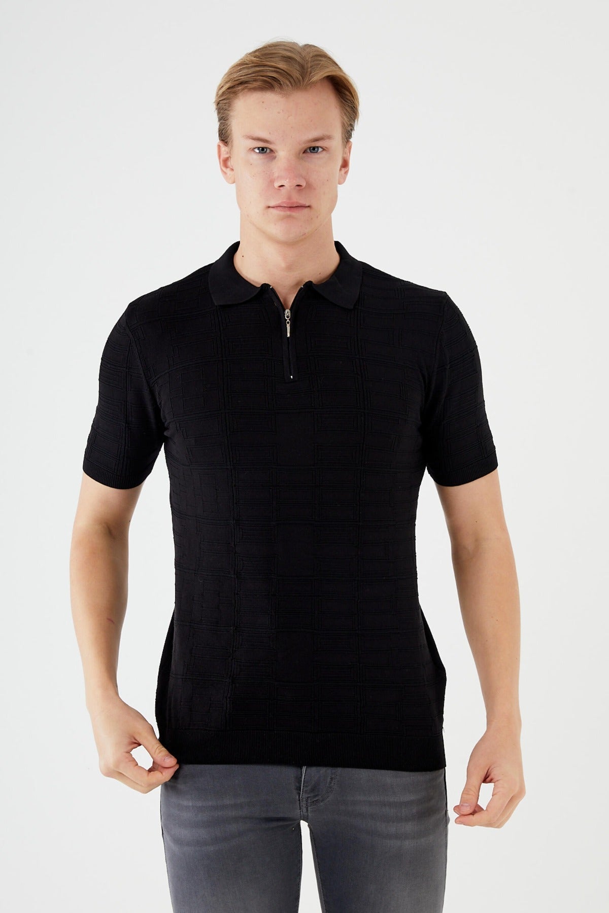 Textured Knit Quarter-Zip Polo TR-11520